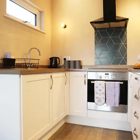 Penreal, Bay Holidays Holiday home *