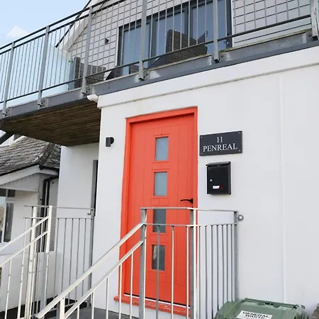 Holiday home Penreal, Bay Holidays